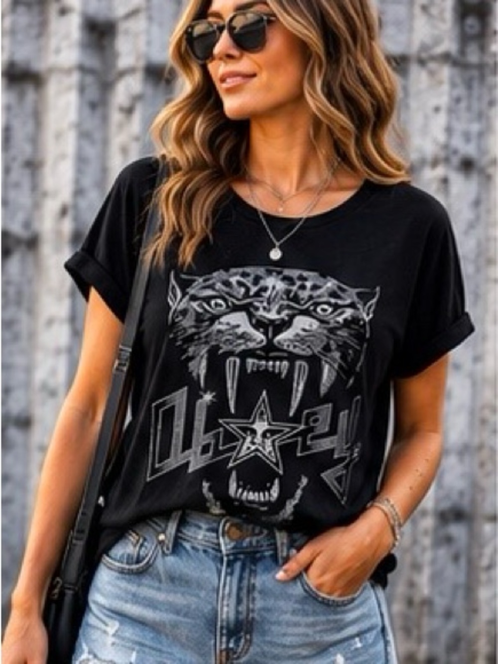 OBEY Leopard Graphic Tee Women's M Made USA Black Dolman Streetwear